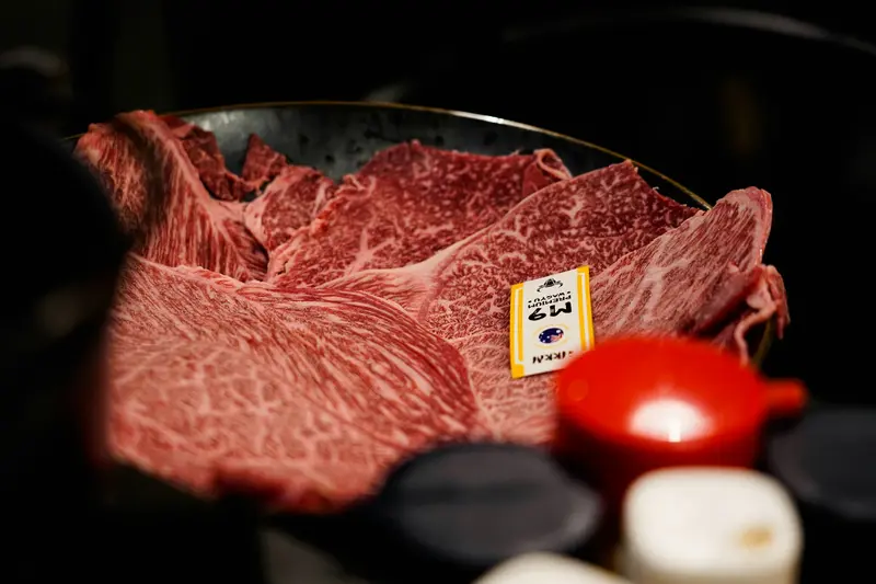 Wagyu verstehen, schneiden, zubereiten - Neues Standardwerk von Maurer, Otto und Junck