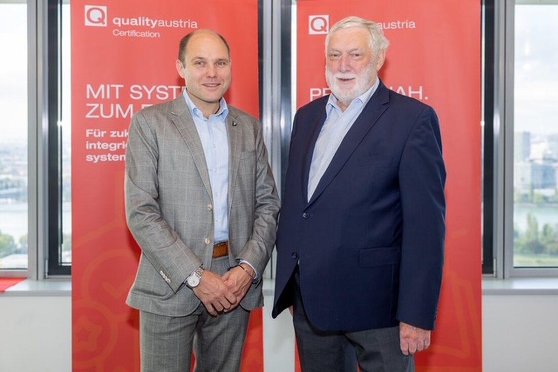 Rund 100 Branchenexperten und Interessierte folgten am 30. September 2025 der Einladung zum 16. qualityaustria Lebensmittelforum. Im Fokus stand die Transformation der Branche, die durch neue Regeln und Berichtspflichten beschleunigt wird. Unter den Vortragenden war auch der ehemalige EU-Agrarkommissar Franz Fischler.