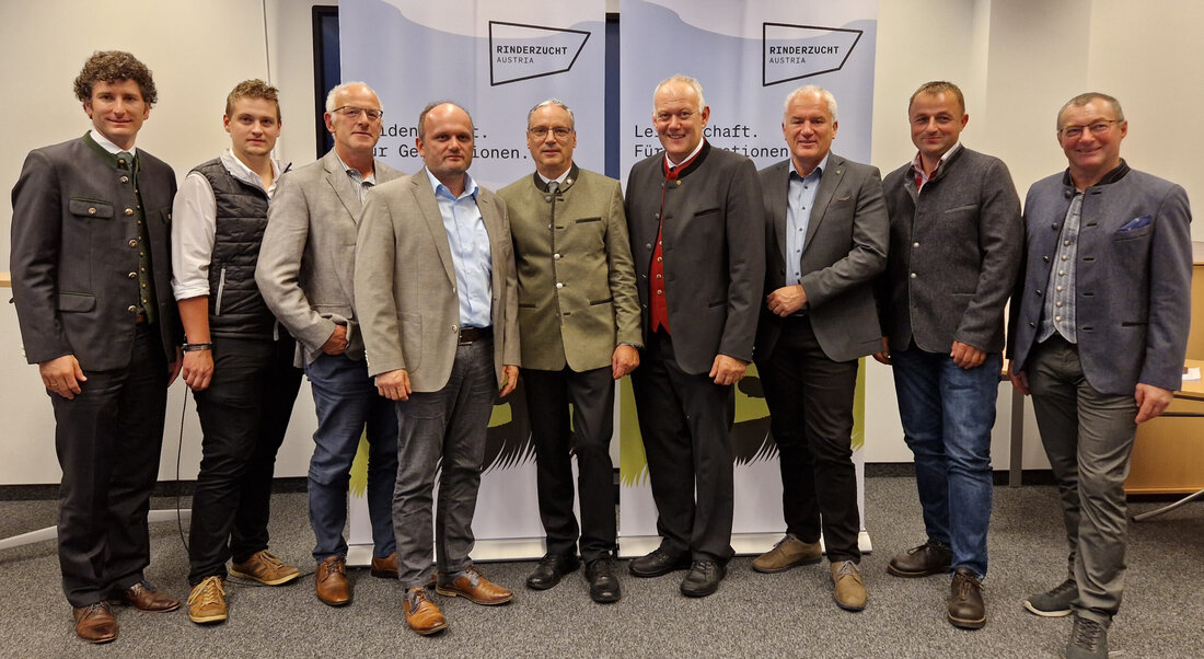 Zukünftig stehen der Kärntner Sebastian Auernig als Obmann und der Tiroler Ing. Thomas Schweigl als sein Stellvertreter an der Spitze der Interessensvertretung der österreichischen Rinderzüchter:innen.
