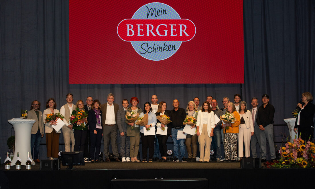 1.000 Gäste beim Berger Schinken „Family-Day“ • Ein Dankeschön an Mitarbeiterinnen und Mitarbeiter • Auszeichnungen für langjährige Treue und Ausbildungs-Erfolge • Berger-Kino bot Blick hinter die Kulissen