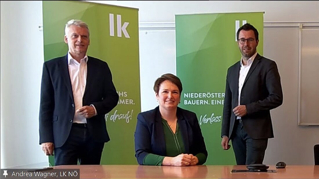 Andrea Wagner, Landwirtschaftskammer NÖ-Vizepräsidentin und Vorsitzende des Ausschusses für biologischen Landbau der Landwirtschaftskammer Österreich und Simone Schmiedtbauer, EU-Abgeordnete und Berichterstatterin für den Initiativbericht zum EU-Bio-Aktionsplan haben vergangenen Freitag, 26. November 2021, Stakeholder im Bereich der Bio-Landwirtschaft zum Online-Fachdialog zum EU-Bio-Aktionsplan eingeladen. Ziel war der Austausch über die Zukunft des Bio-Landbaus sowie konstruktive bis kritische Positionierungen zum vorliegenden EU-Bio-Aktionsplan. Wolfgang Burtscher, Generaldirektor für Landwirtschaft und Ländliche Entwicklung in der EU-Kommission ging in seinem Statement auf die Ziele der EU-Kommission ein und nahm klaren Bezug auf Österreich und seine bisherige führende Rolle im Biosektor. Simone Schmiedtbauer, EU-Abgeordnete, Berichterstatterin und Chefverhandlerin für den …