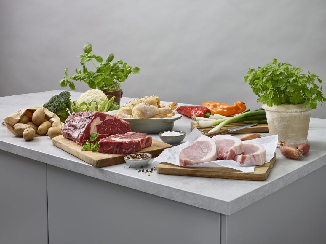 Eine neue RollAMA-Motivanalyse deckt auf: Ein Drittel der Haushalte in Österreich praktiziert flexitarische Ernährung. Erfahre mehr über die aktuellen Ernährungstrends und Verhaltensweisen.
