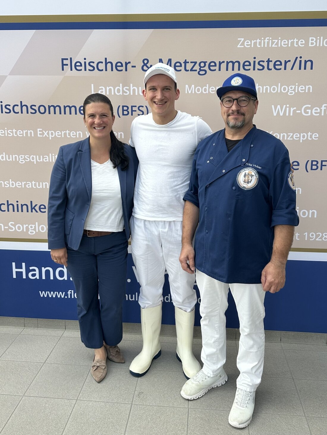 Die 1. Bayerische Fleischerschule legt großen Wert auf Transparenz und Authentizität. „Unsere Webseite ist eine solide Möglichkeit, um wertvolle Informationen rund um Kurse und Zahlen, Daten, Fakten zu finden“, sagt Barbara Zinkl-Funk.