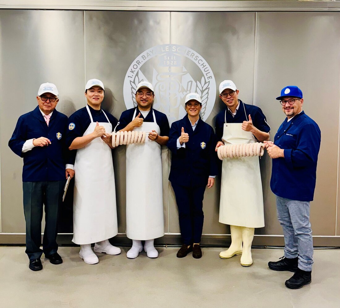 Rezertifizierung in Seoul: Die Koreanisch-Bayerische Fleischerschule bestätigt europäische Qualitätsstandards und zeigt, wie internationaler Bildungstransfer im Fleischerhandwerk gelingt.