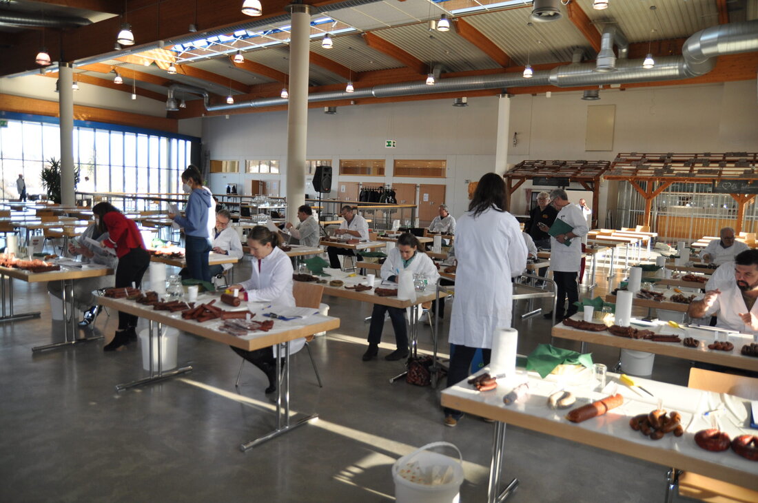 Die beiden Wieselburger Prämierungen „Speck-Kaiser“ und „Goldenes Blunz’nkranzl“ haben sich zu gefragten Größen unter den Qualitätsüberprüfungen für Speck, Wurst, Schinken sowie Blutwürste entwickelt. 