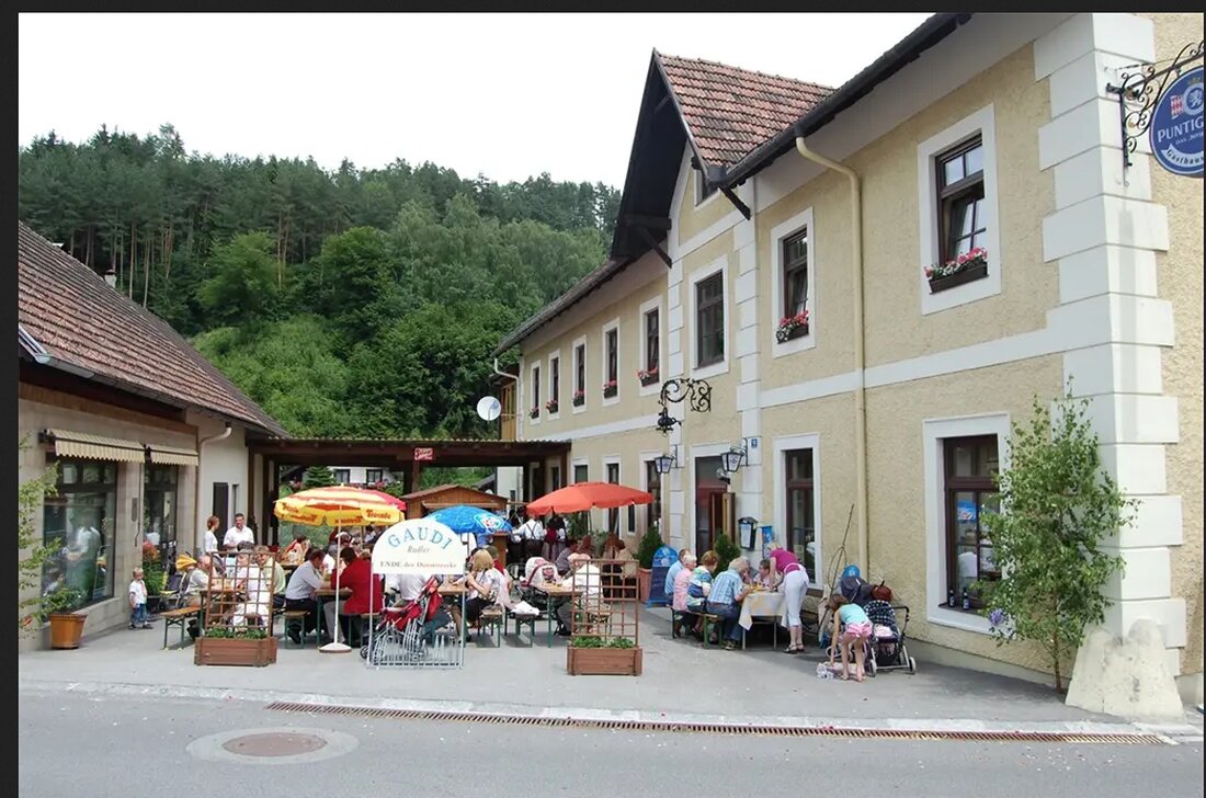 Mit dem ersten Juli diese Jahres wird es es im schönen Warther Ortsteil Haßbach werder ein gasthaus noch einen Fleischer mehr geben.