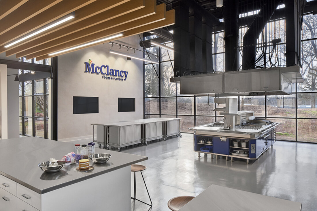 NovaTaste aus Salzburg stärkt seine globale Präsenz durch die Übernahme von McClancy Foods & Flavors in den USA – ein wichtiger Schritt für Wachstum und Innovation im Bereich der Gewürzmischungen.