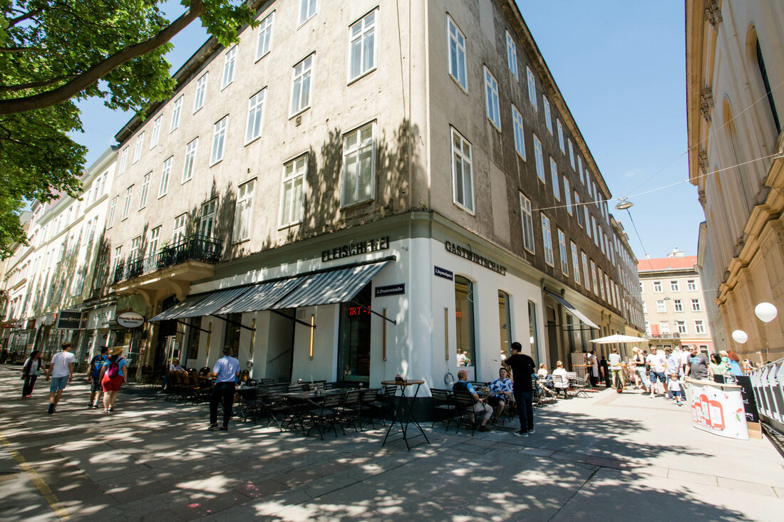 Die Gastwirtschaft und Fleischerei „Praterwirt” bietet Baustellenpreise.

