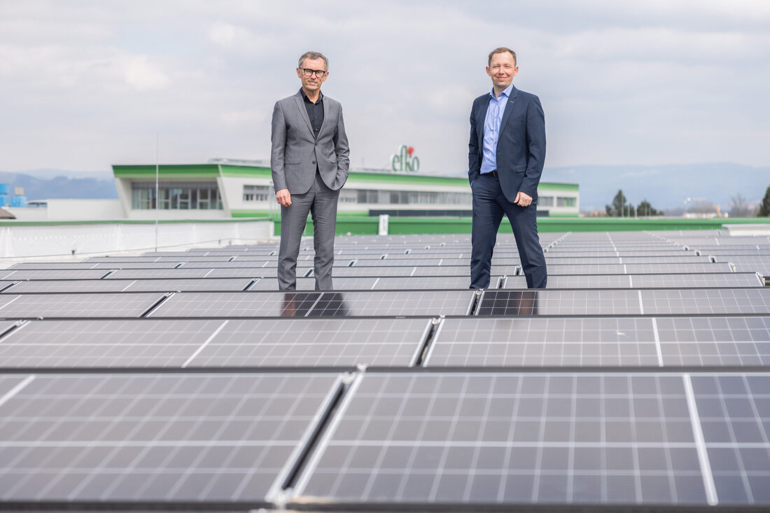 Mit der Erweiterung der unternehmenseigenen Photovoltaikanlage bezieht efko ab Mitte Mai 25 Prozent seines Jahresstrombedarfs aus Sonnenenergie. Diese Investition unterstützt efko bei der Erreichung seiner Nachhaltigkeitsziele und trägt zur Reduzierung des CO2-Fußabdrucks bei. Die neue Anlage erzeugt täglich erneuerbaren Strom aus Sonnenkraft und unterstützt das Klimaziel der Bundesregierung für 100 Prozent sauberen Strom in und aus Österreich bis 2030.