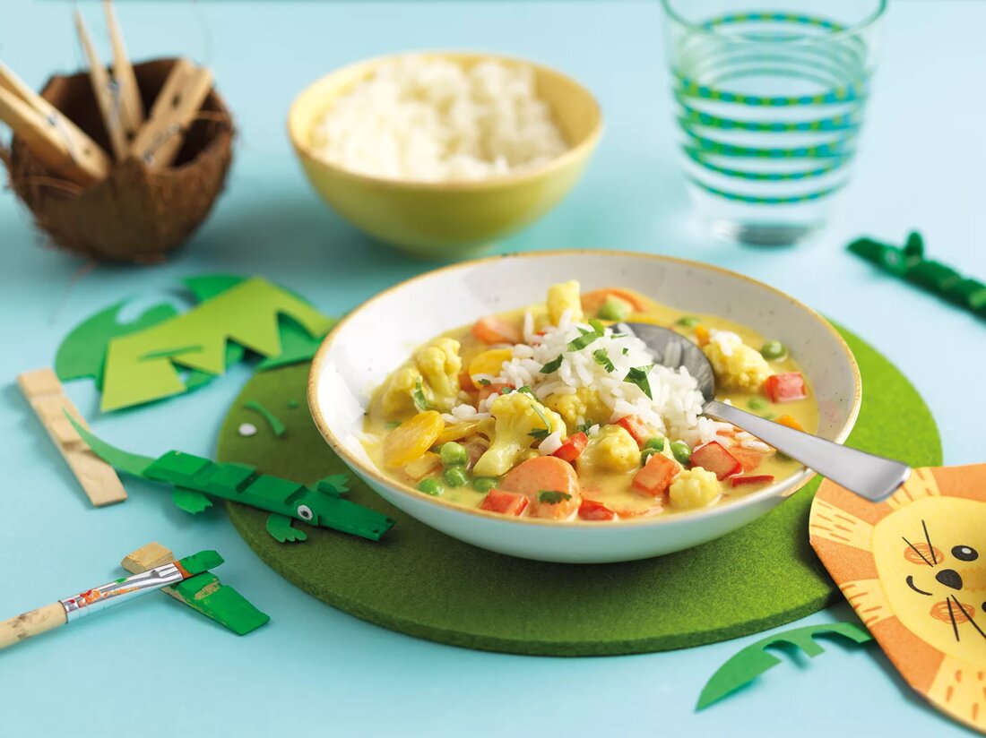 GOURMET, als Pionier in der Gemeinschaftsverpflegung in Österreich, implementiert die transparente CO2-Kennzeichnung für jede Speise in seinen B2B-Webshops. Diese innovative Maßnahme ermöglicht es den Kund:innen, bewusst klimafreundliche Entscheidungen bei der Speisenauswahl zu treffen. Der Caterer betont die Bedeutung von CO2-Transparenz und unterstützt die Kund:innen dabei, eine nachhaltige und umweltfreundliche Ernährung zu praktizieren.