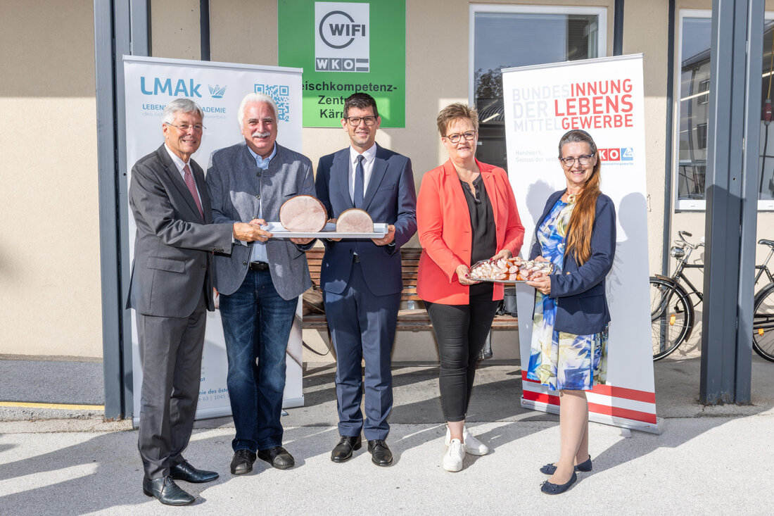 Innungsmeister Raimund Plautz fordert Klartext: Hohe Kosten, unfairer Wettbewerb und Preisdruck gefährden das Fleischerhandwerk in Österreich.