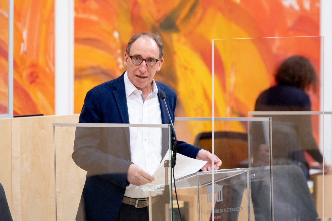 Tierschutzminister Johannes Rauch fordert insgesamt schärfere EU-Standards beim Tierschutz und Tempo vor allem bei der Überarbeitung der Tiertransporte-Verordnung. Beim Rat der Europäischen Union zu den Themen Landwirtschaft und Fischerei (AGRIFISH) stand die Überarbeitung der Vorschriften gestern auf der Tagesordnung.