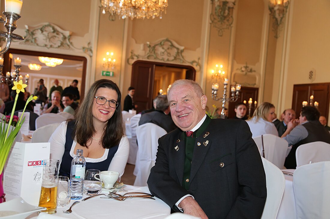 „Nichts ist beständiger als der Wandel“ - nach diesem Motto wird sich Mitte März der Auftritt der 1. Bayerischen Fleischerschule Landshut verändern: mit komplett überarbeitetem Internetauftritt, Infomaterial usw.