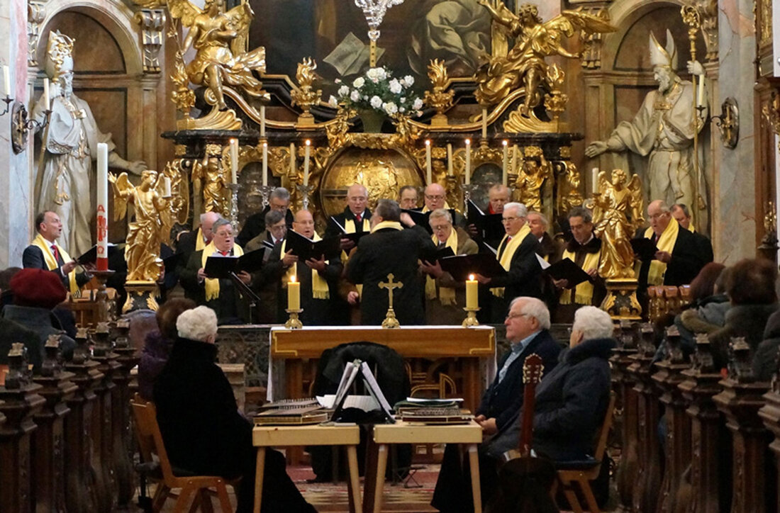 Ein Pflichttermin in der Weihnachtszeit ist das Adventkonzert des Männergesangsvereins der Wiener Fleischer in der Stiftskirche Dürnstein