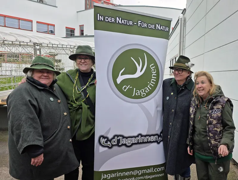 Rehleberkäse für den guten Zweck: Wildbret begeistert vor dem ORF-Landesstudio
