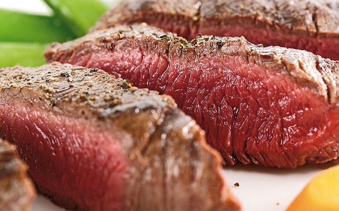 Seriöse Klimapolitik setzt auf höhere Tierwohlstandards und lokale Produktion. Steuererhöhung auf Grundnahrungsmittel wäre massive Belastung kleiner und mittlerer Einkommen.