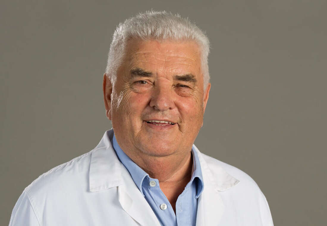 Am 30. März 2022 ist Franz Radatz sen., Gründer und Namensgeber der Radatz-Gruppe, nach einem erfüllten und arbeitsreichen Leben im 85. Lebensjahr gestorben. Franz Radatz sen. hat mit seinem unermüdlichen Fleiß und mit großer Liebe zum Fleischerhandwerk und zu den Menschen die Firma groß gemacht und den Geschmack sowie die Qualität der Radatz-Produkte geprägt. Franz Radatz war kein lauter Mensch, eher ein ruhiger und väterlicher Chef, wie man in Gesprächen mit Mitarbeitern und Wegbegleitern immer wieder vernimmt. Er hatte ein großes Gespür für die Menschen, war stets gütig, was sich auch in der Tatsache manifestiert, dass viele Radatz-Mitarbeiter Jahrzehnte in …