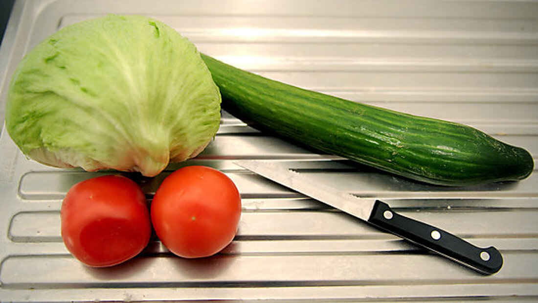 Laut einer Studie der Uni Graz bringt der Verzicht auf Fleisch einige Nachteile mit sich – Vegetarier gehen öfter zum Arzt, klagen häufiger über Depressionen und fühlen sich subjektiv weniger gesund