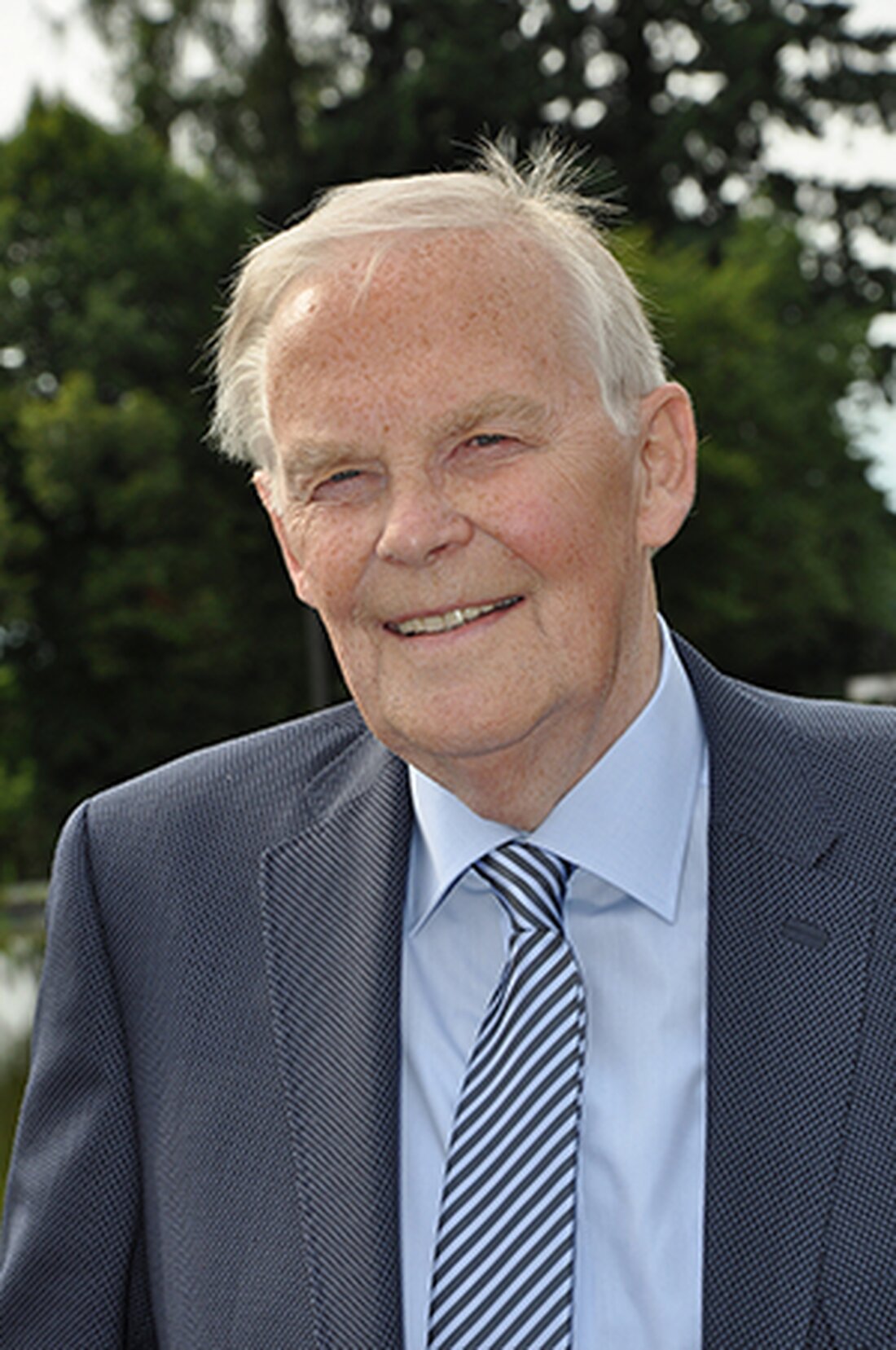 Der deutsche Fleischermeister Hermann Alterauge ist nach langer Krankheit im Alter von 75 Jahren verstorben.