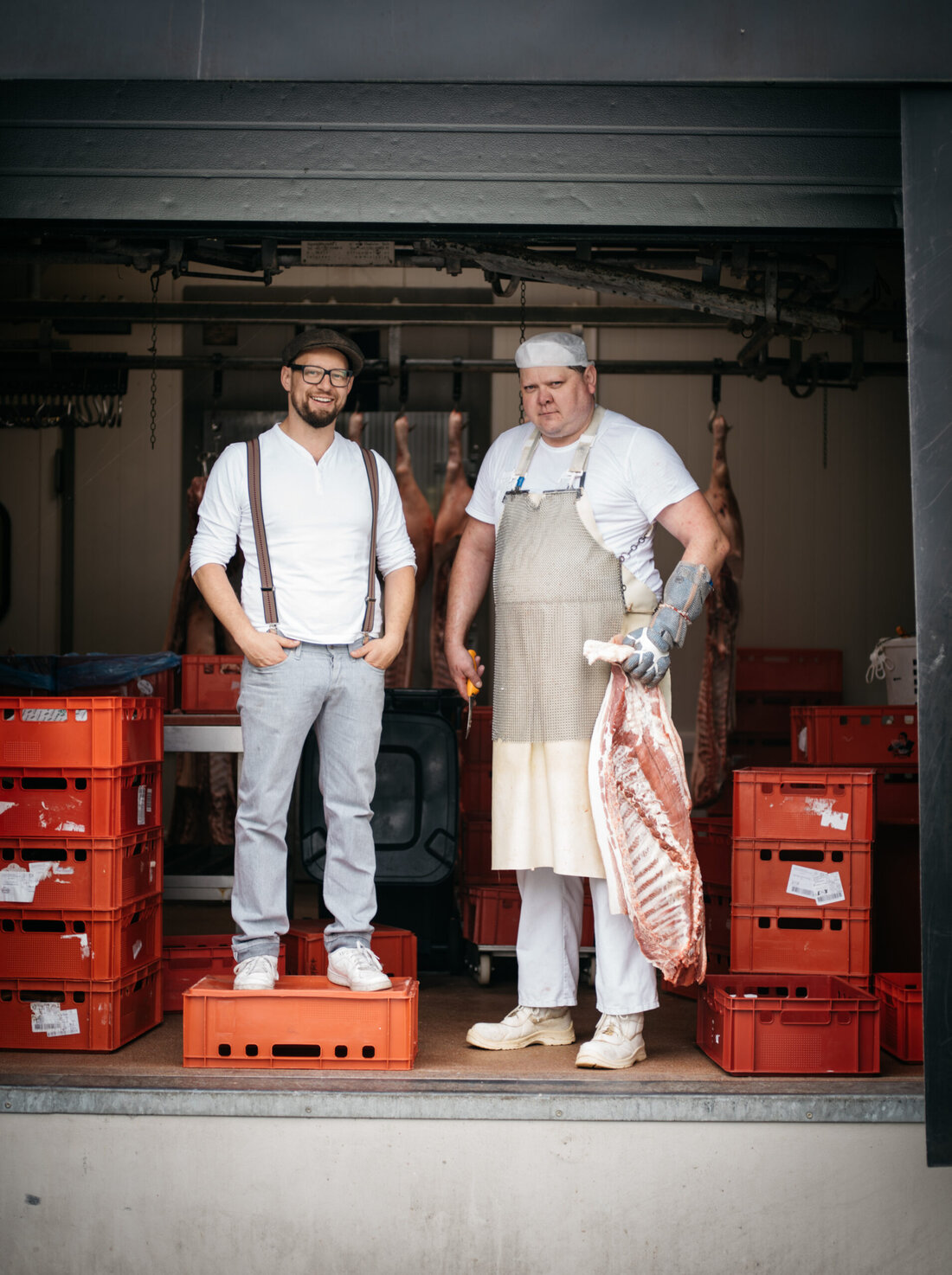 Robert Buchberger ist das Covermodel der ersten Ausgabe von Fleisch & Co. Im Interview erzählt der erfolgreiche Fleischermeister aus Pöllau über Leidenschaft, Qualität und erfolgreiches Marketing.
