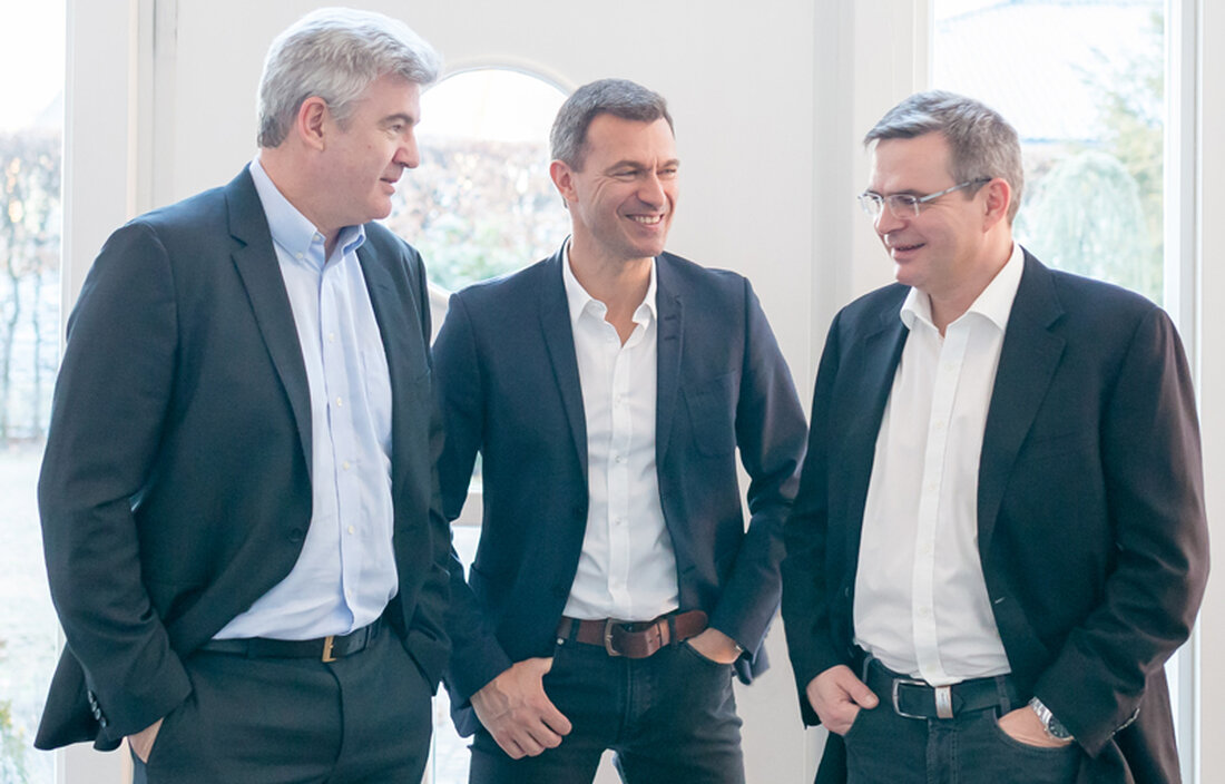 Ergänzend zu unserer Titelgeschichte in der letzten Ausgabe können wir nun mitteilen, dass die Übernahme der Firmen Landhof und Loidl durch die Marcher Fleischwerke am 31. Jänner 2018 rechtmäßig vollzogen wurde.