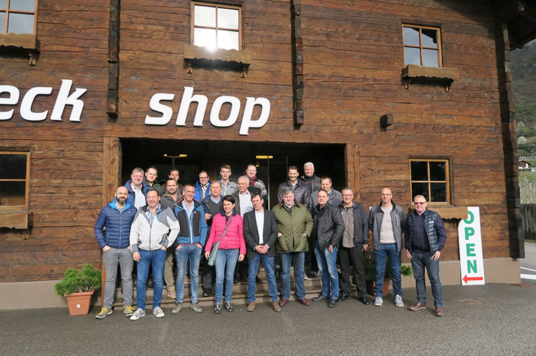 Im Südtiroler Patschins haben sich fast 30 Dipl. Fleisch-Sommeliers aus A/D/I/CH/LIE getroffen um offiziell den ICDF „Internationaler Club der Dipl. Fleisch-Sommeliers“ zu gründen.