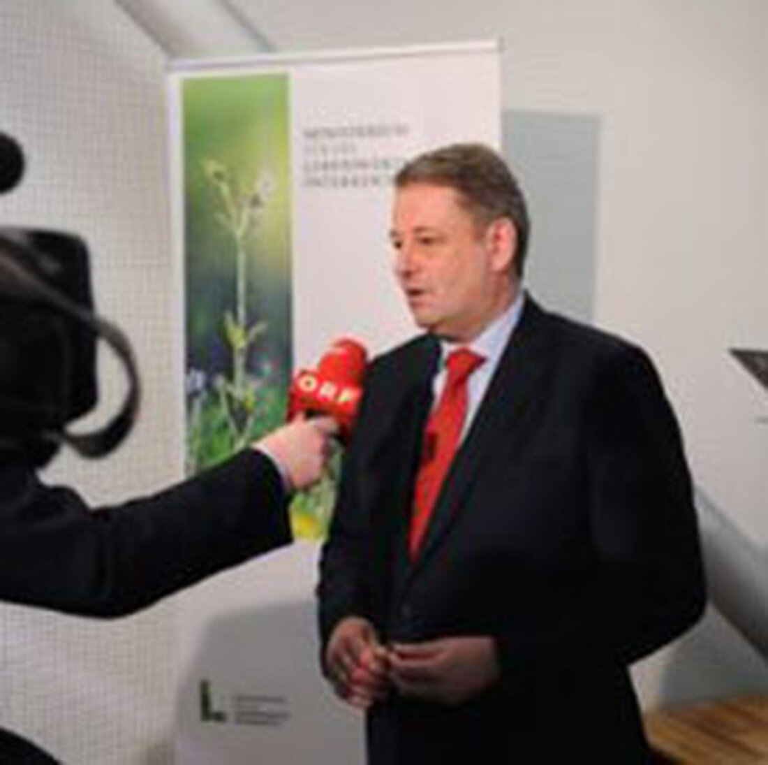 Für Landwirtschafts- und Umweltminister Andrä Rupprechter ist die neue Kennzeichnungspflicht für verpacktes Frischfleisch ein wichtiger Schritt zur Stärkung der österreichischen Qualitätsproduktion.