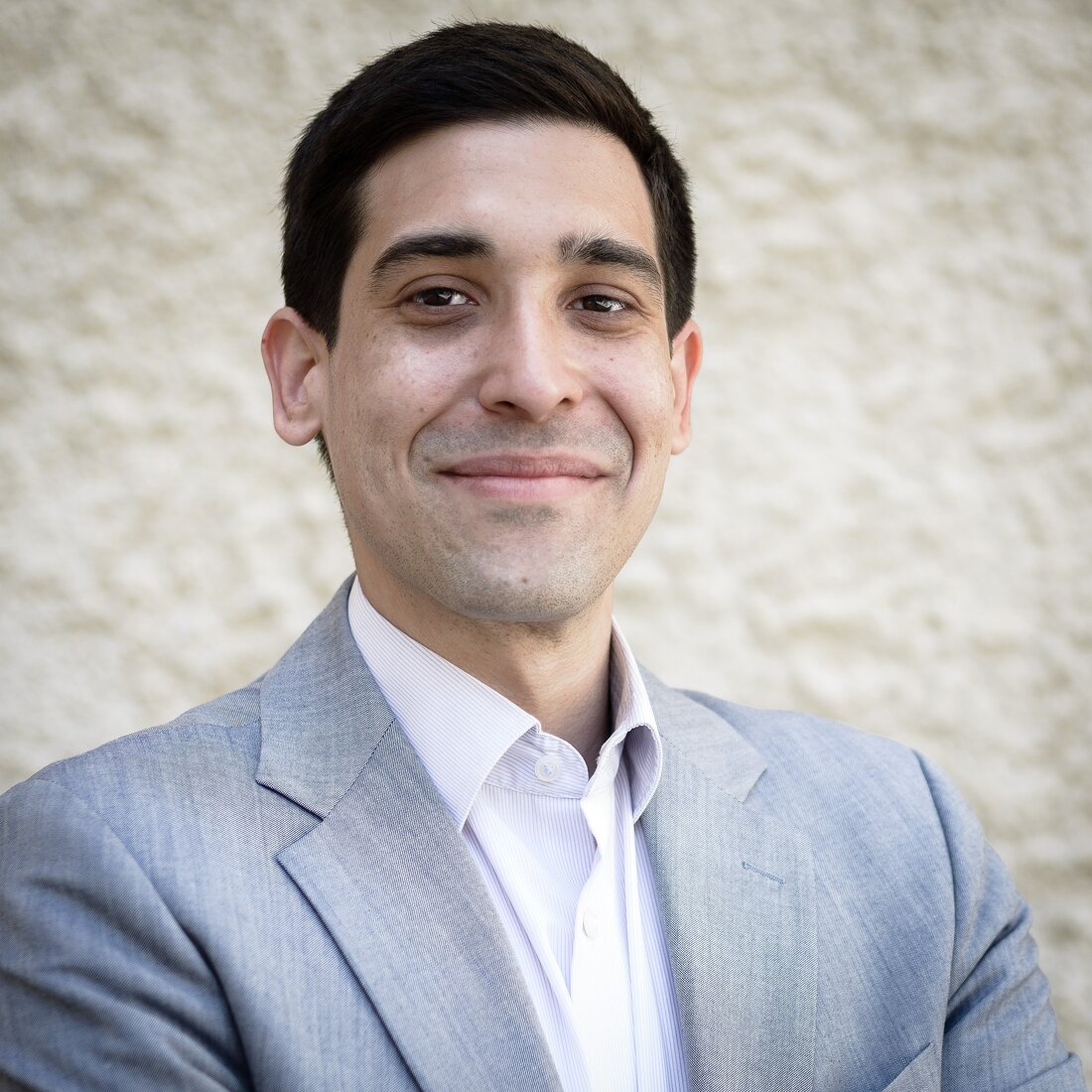 Dr. Sebastian Bohrn Mena, Initiator des überparteilichen Tierschutzvolksbegehrens, über den Feinkostladen Österreich.