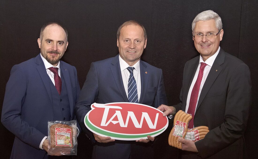 Nach einer Investition von 38,5 Millionen Euro und 13 Monaten Bauzeit wurde der neue Tann Fleisch- und Wurstwarenbetrieb in Wörgl eröffnet.