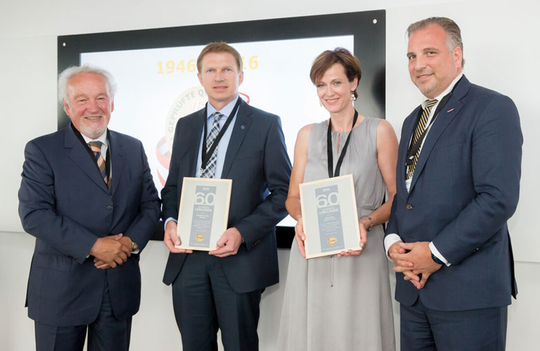 Anlässlich der Jubiläumsfeier der ÖQA „70 Jahre - und noch immer topaktuell“ wurde an den Salamimeister die Ehrenurkunde für 60 Jahre Zugehörigkeit zum Austria Gütezeichen verliehen.