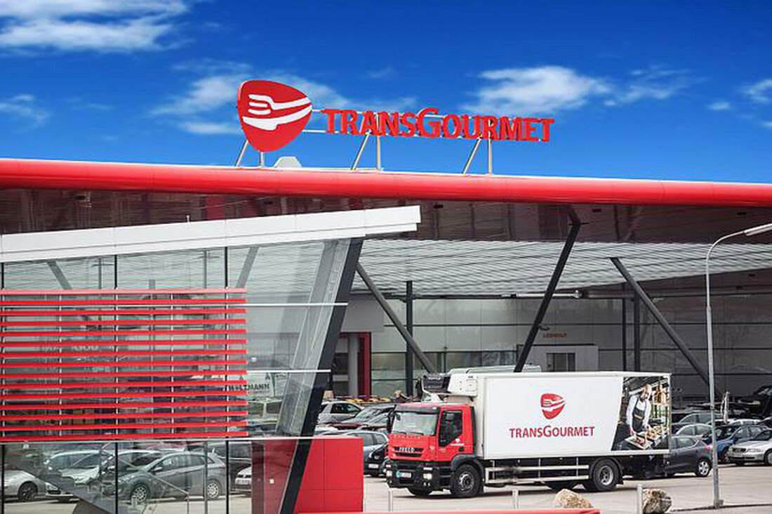 Kurz vor der Zielpunkt-Pleite verkaufte die oberösterreichische Handelsgruppe Pfeiffer ihren Großhandelsbetrieb C+C Pfeiffer an Transgourmet, eine Tochter des Schweizer Handelskonzerns Coop. Dort werden nun die Weichen für die Zukunft gestellt. Als Erstes fällt der negativ behaftete Name weg. Ab nächster Woche (4. April) firmiert der Großhändler auch in Österreich unter dem Namen Transgourmet.