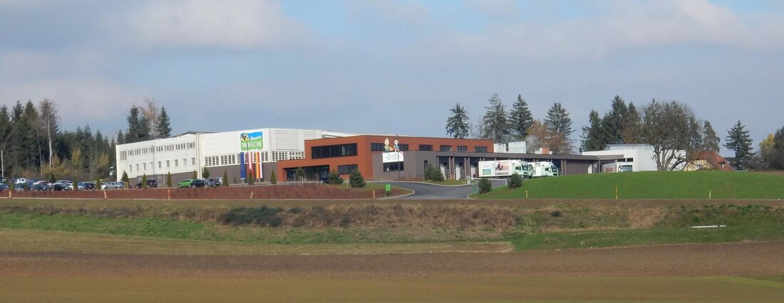 Wech investiert 4 Mio. € in erneuerbare Energien an den Standorten St. Andrä & Glanegg. PV-Anlagen & Industriewärmepumpen senken Strom- & Gasverbrauch.