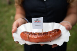 Die Käsekrainer der Metzgerei Maier in Pöndorf gewinnt den ersten Platz des Amazon „Prime-Wurst“-Wettbewerb.