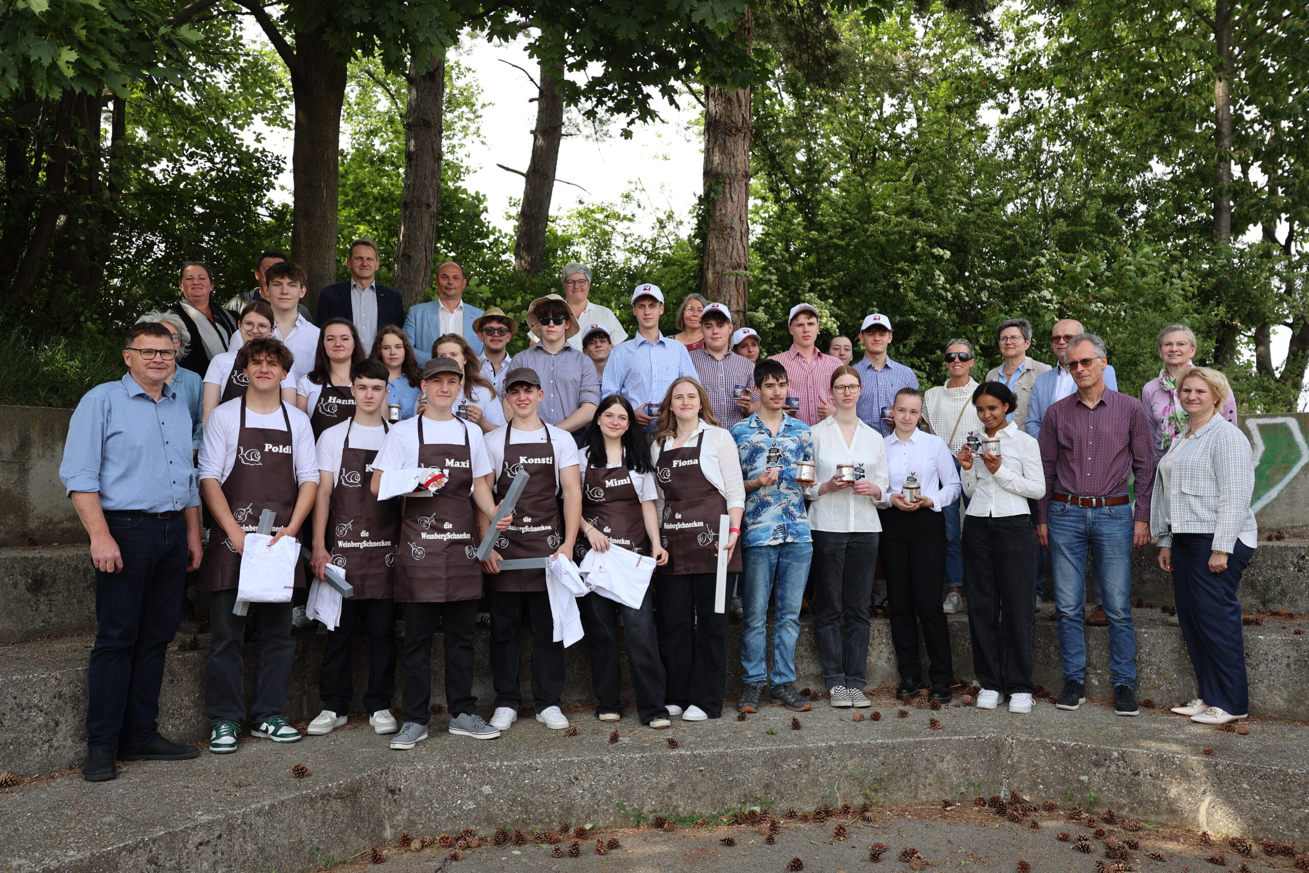 Satt und zufrieden mit den Leistungen: die Grill-Teams und die Jury. © Andrea Pascher