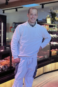 Florian Rhabek hatte vor dem Umbau klare Vorstellungen vom Laden. © Michaela Begsteiger