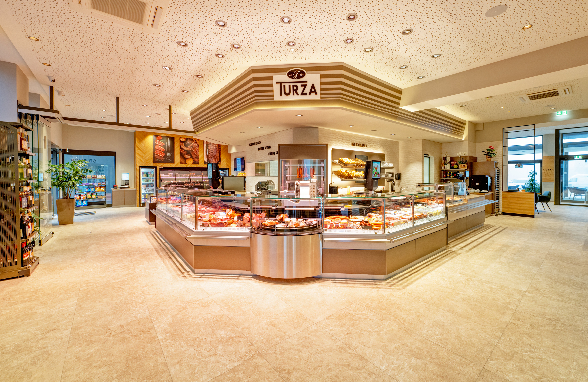 Fleischerei Turza eröffnet hybriden Flagship-Store