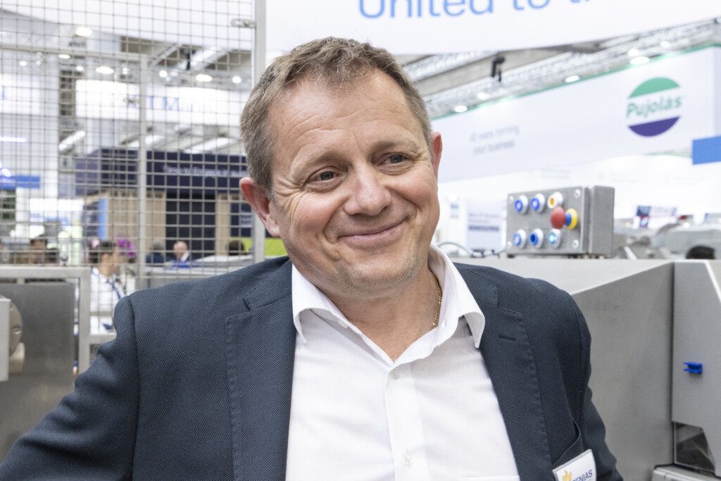Johann Penias heute: mit Leidenschaft für die Branche, Handschlagqualität, technischer Kompetenz und einem schnellen Service. © Mathias Wenger